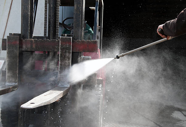 Best Concrete Pressure Washing  in Woodbine, NJ